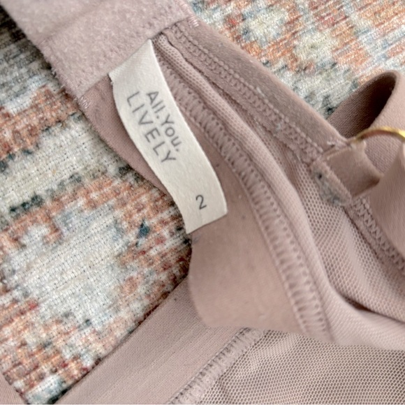 🌿💕 SOLD!! Lively All You Women’s Lace Bralette in Taupe - Picture 5 of 5